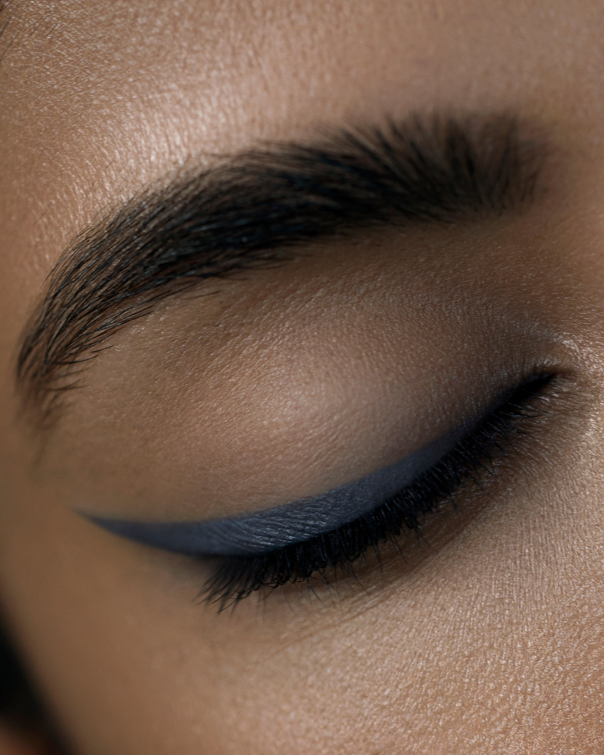Cinder | The Black Orb Enigmatic Kohl Eyeliner - Rituel de Fille